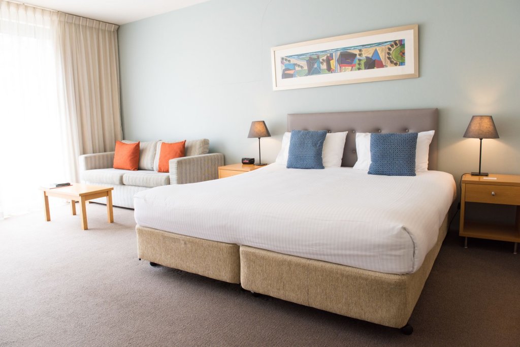 quest cronulla beach