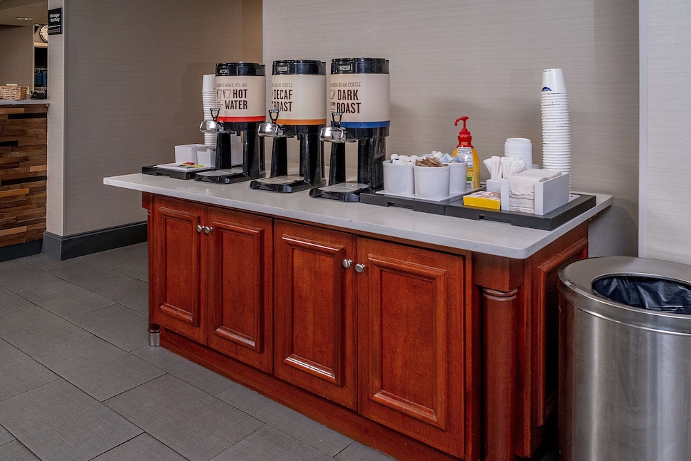 hampton inn charleston downtown