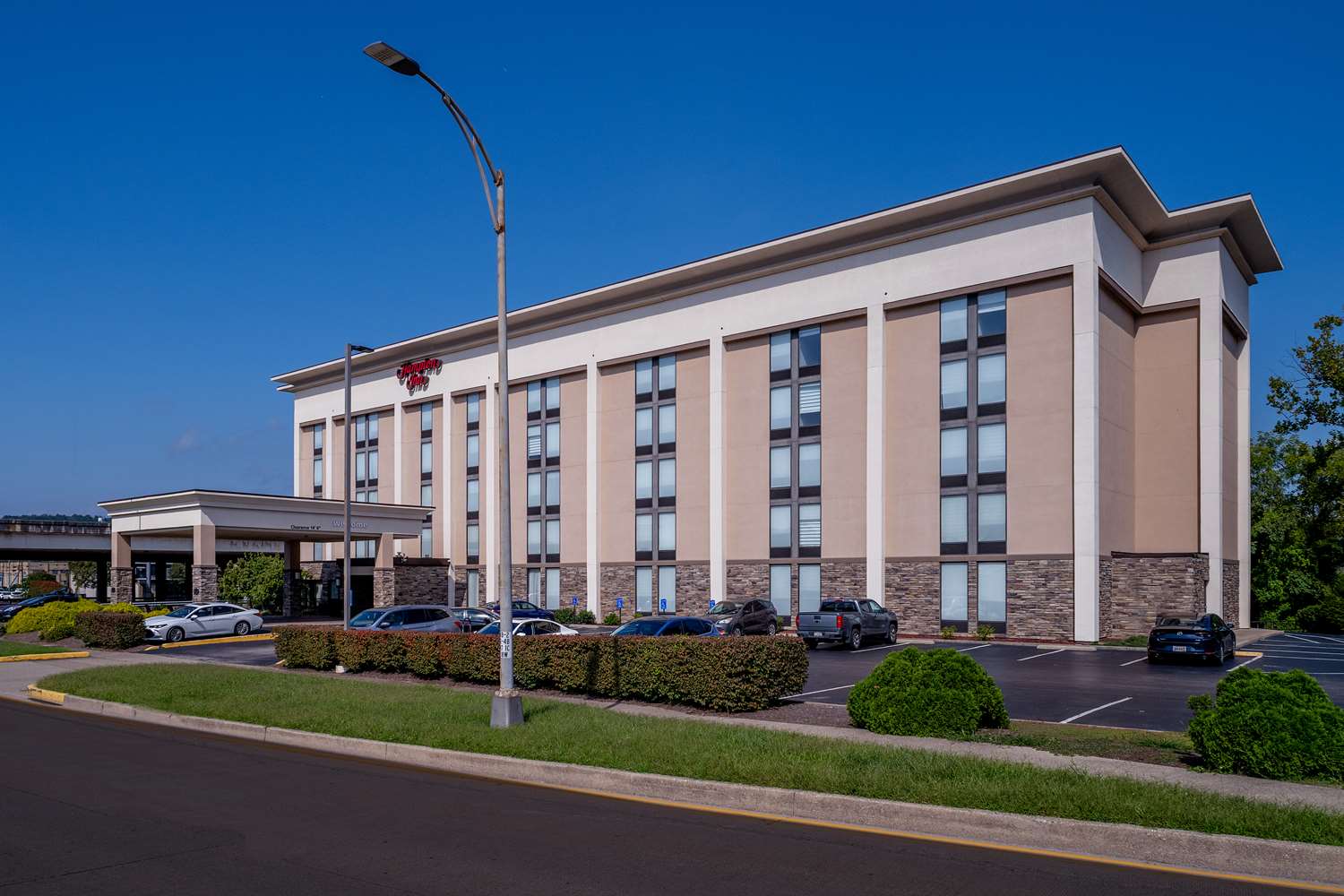 hampton inn charleston downtown