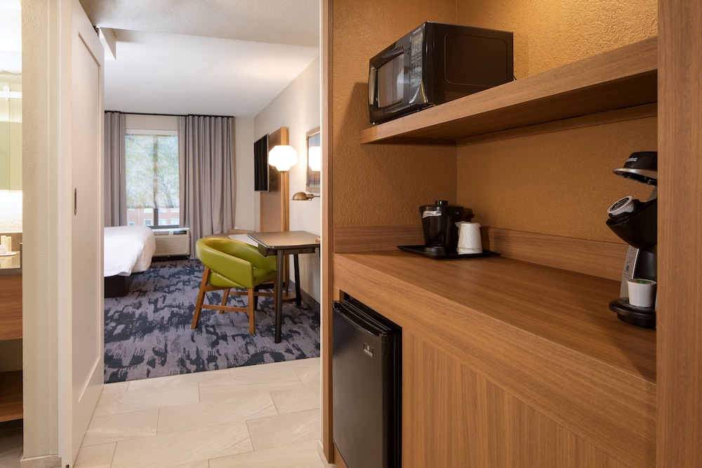fairfield inn and suites by marriott charleston