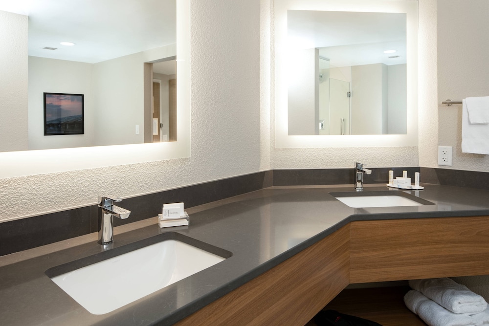 fairfield inn and suites by marriott charleston