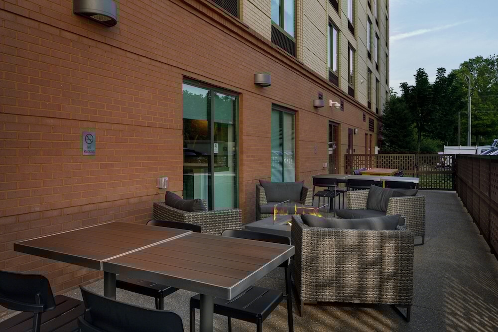 fairfield inn and suites by marriott charleston
