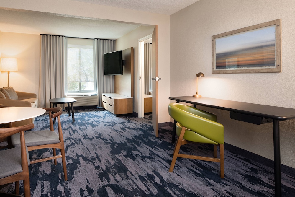 fairfield inn and suites by marriott charleston