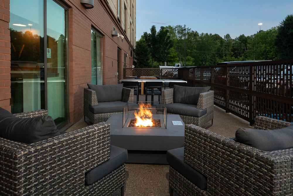 fairfield inn and suites by marriott charleston