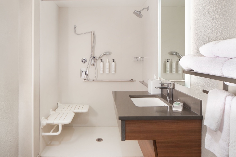 fairfield inn and suites by marriott charleston