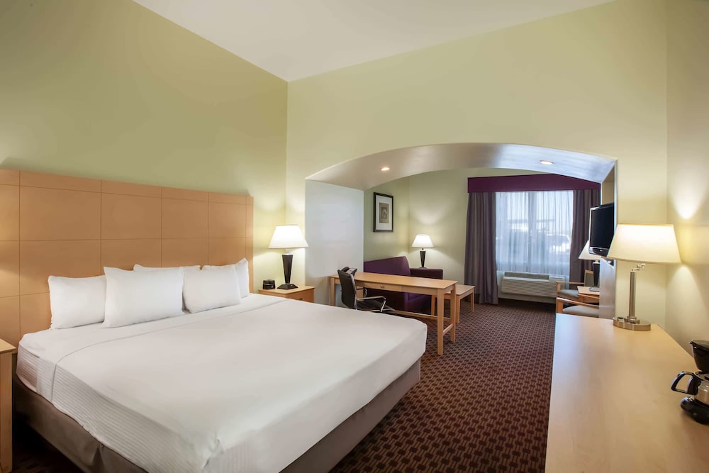 La Quinta Inn & Suites By Wyndham Odessa North,Midland>>Ector,3 star