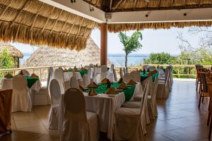 hotel camino real tikal