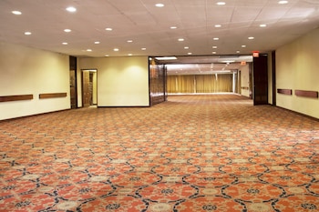 conquistador hotel and conference center