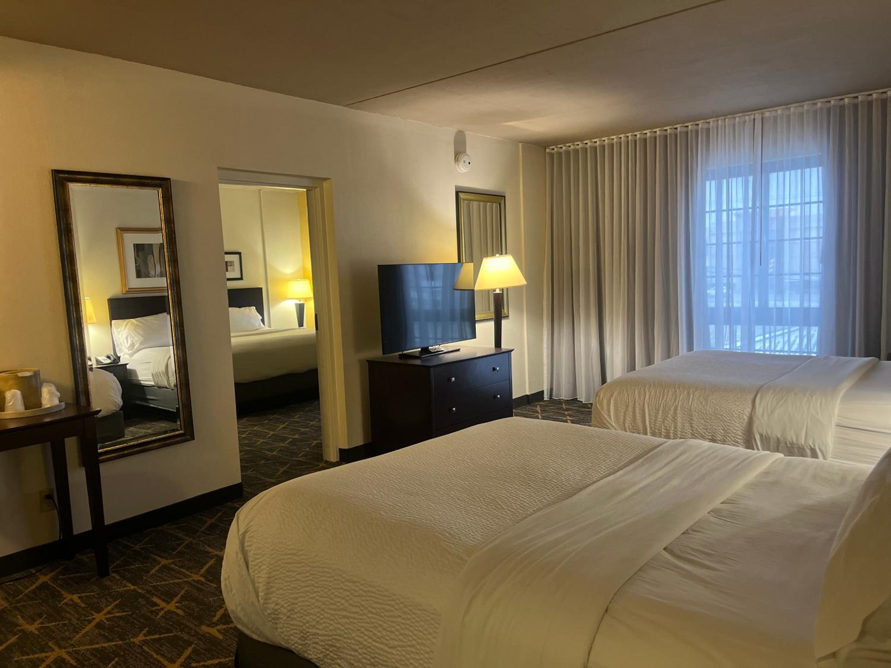 holiday inn hotel and suites springfield i 44 by ihg