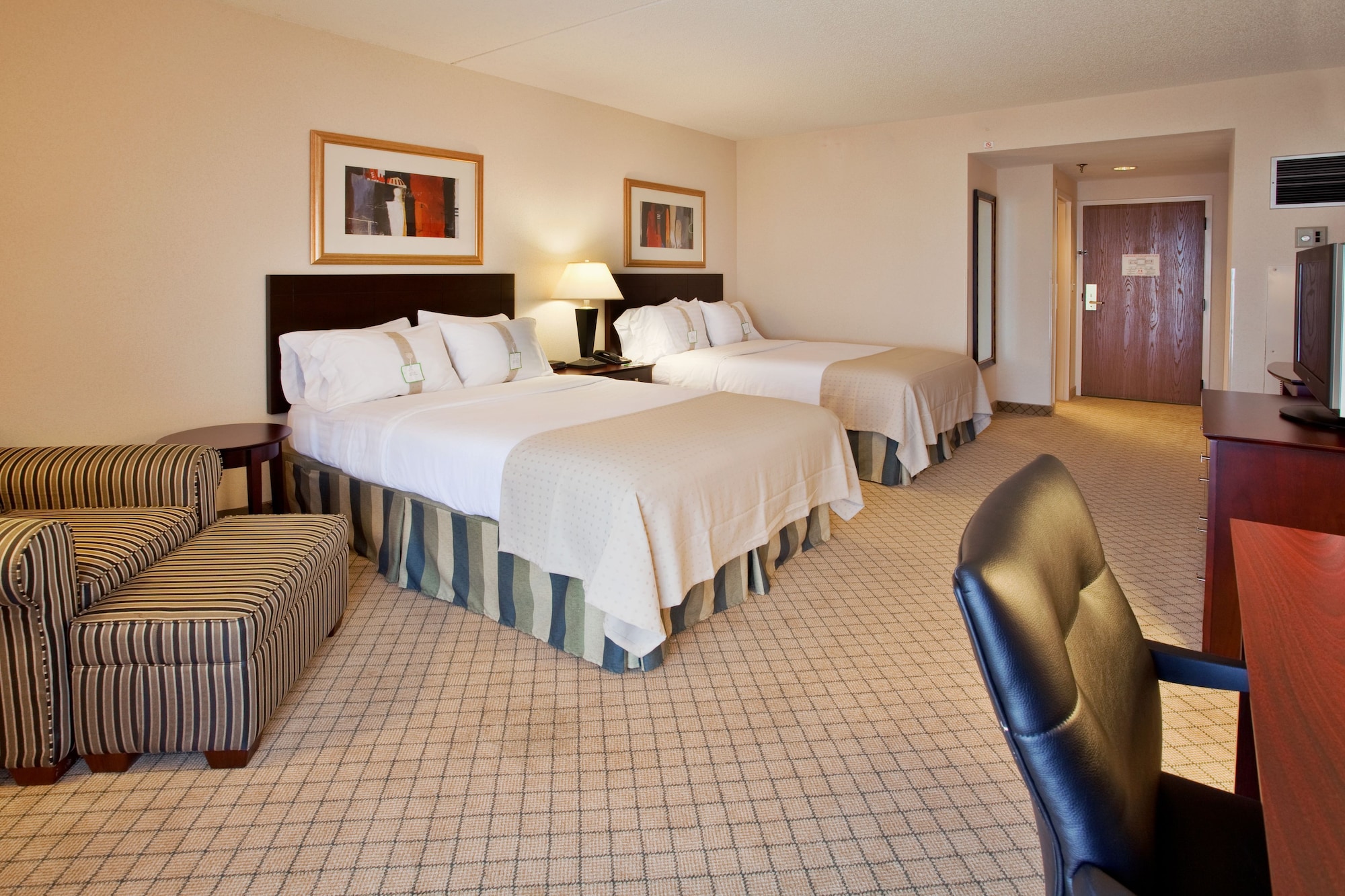 holiday inn hotel and suites springfield i 44 by ihg