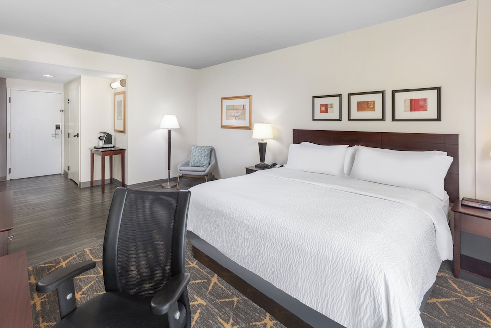 holiday inn hotel and suites springfield i 44 by ihg