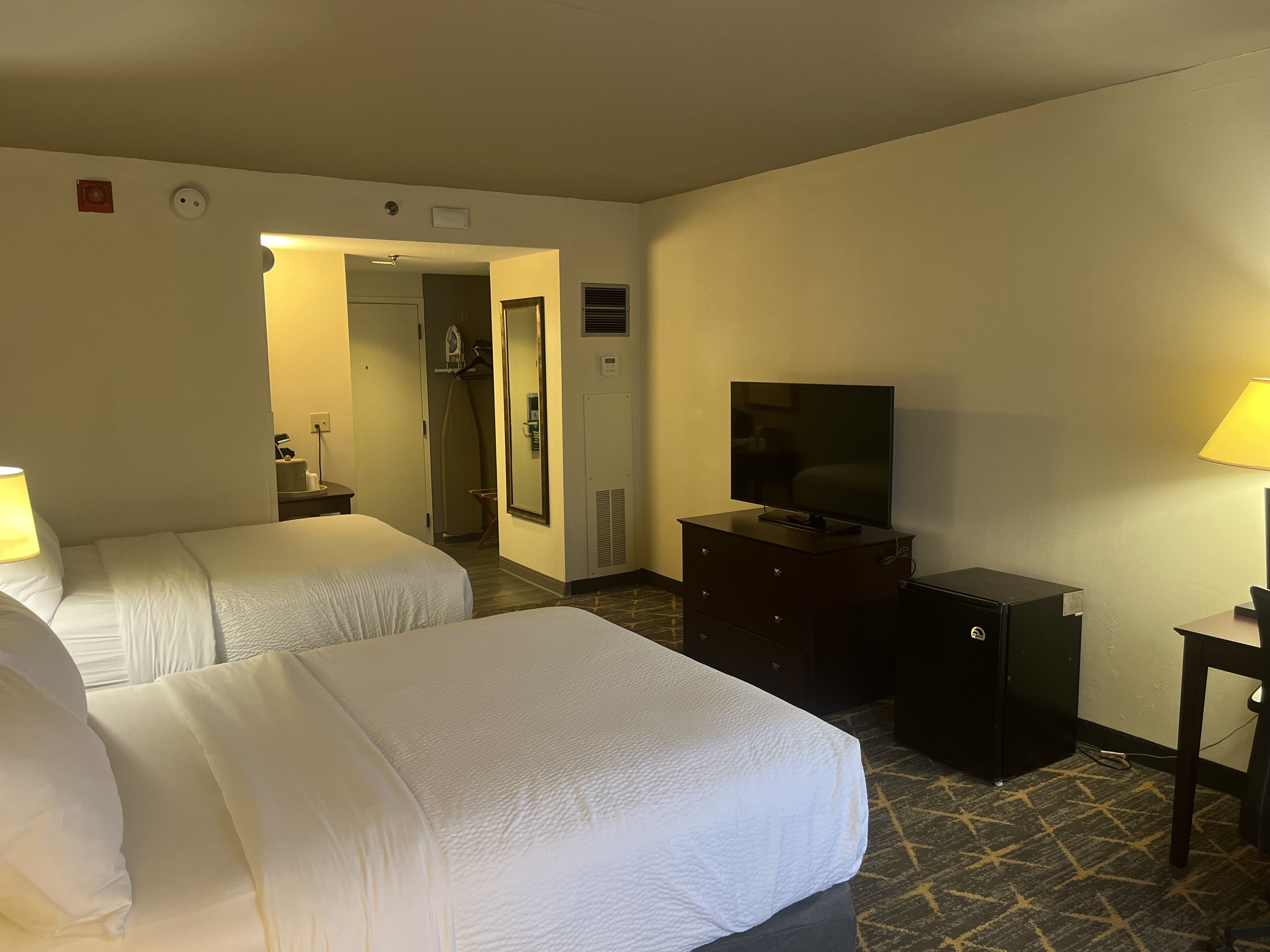 holiday inn hotel and suites springfield i 44 by ihg