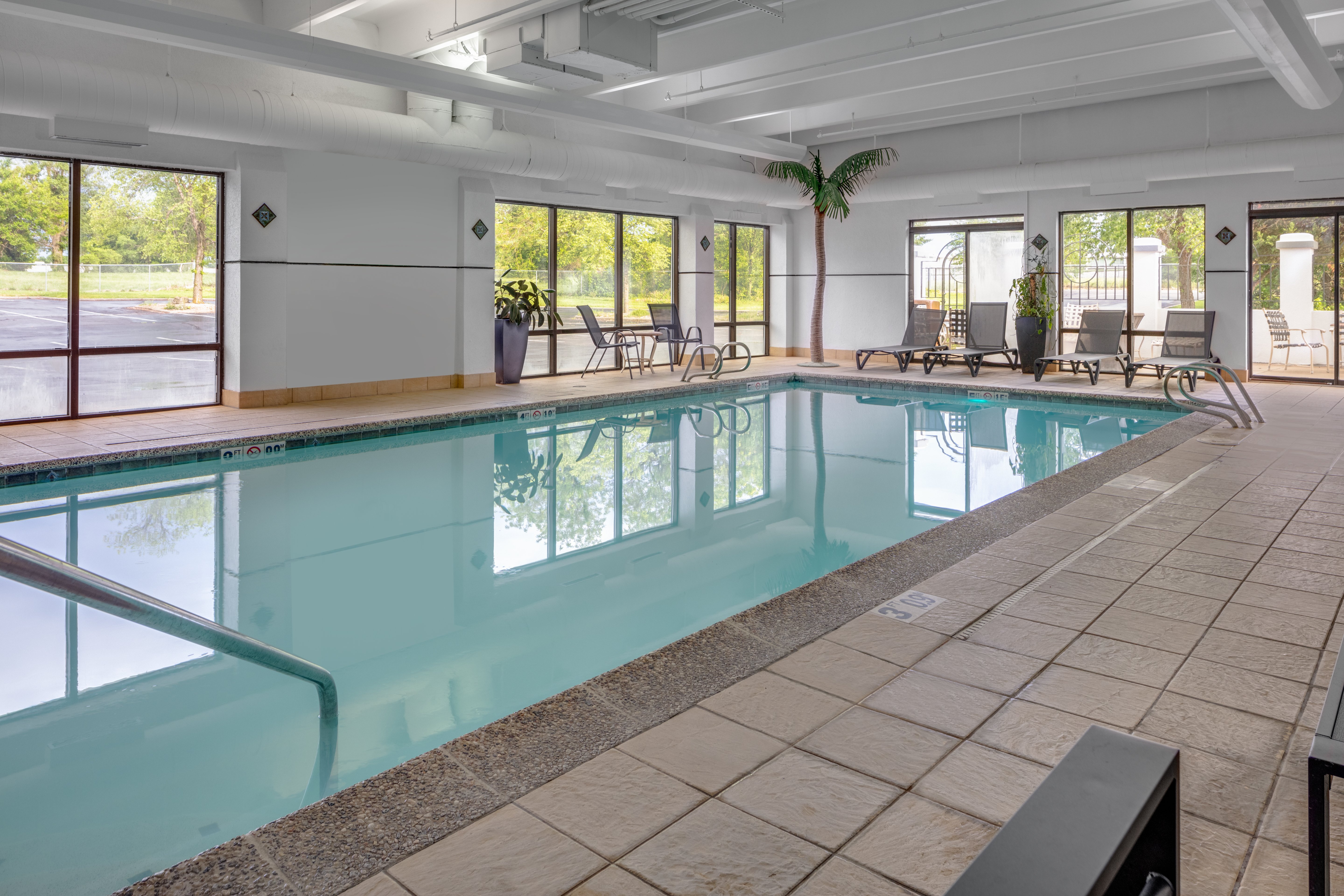 holiday inn hotel and suites springfield i 44 by ihg