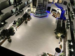 holiday inn hotel and suites springfield i 44 by ihg