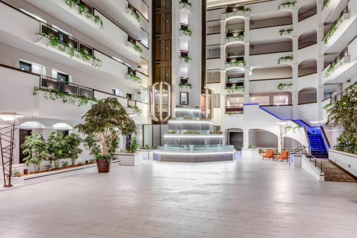 holiday inn hotel and suites springfield i 44 by ihg