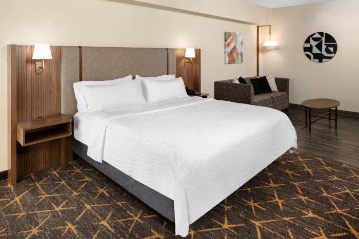 holiday inn hotel and suites springfield i 44 by ihg