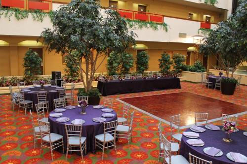 holiday inn hotel and suites springfield i 44 by ihg