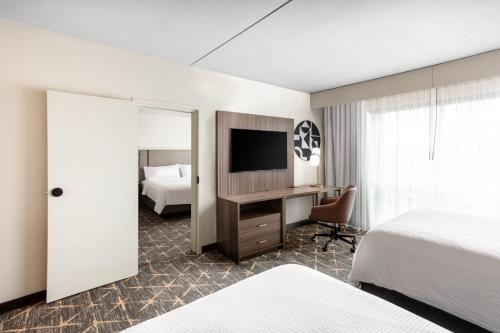 holiday inn hotel and suites springfield i 44 by ihg