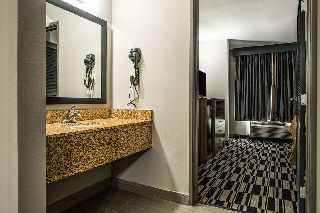 the marco hotel lake charles