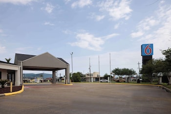 motel 6 lake charles la