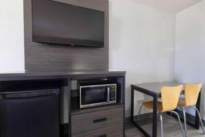 motel 6 lake charles la