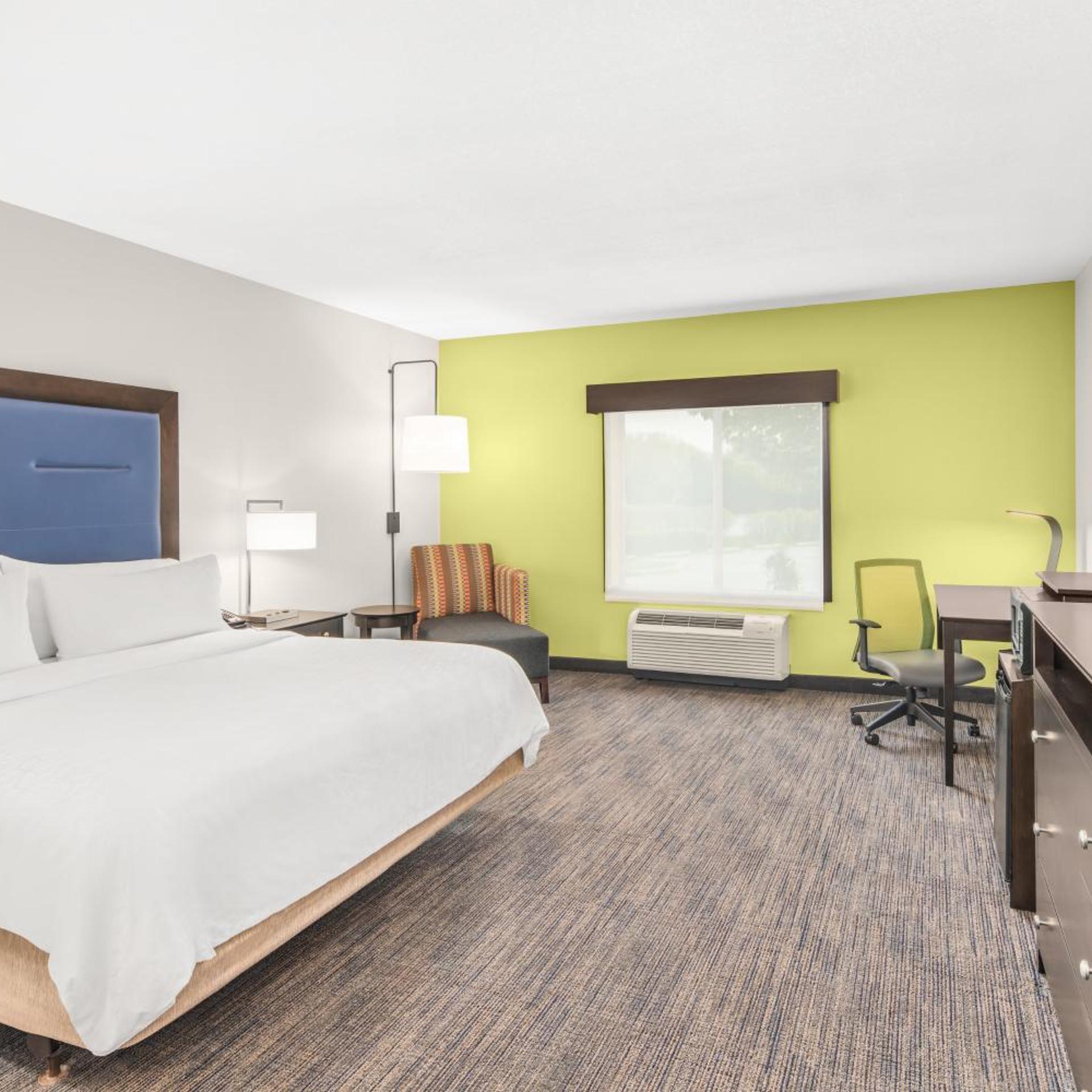 holiday inn express and suites wilmington newark by ihg
