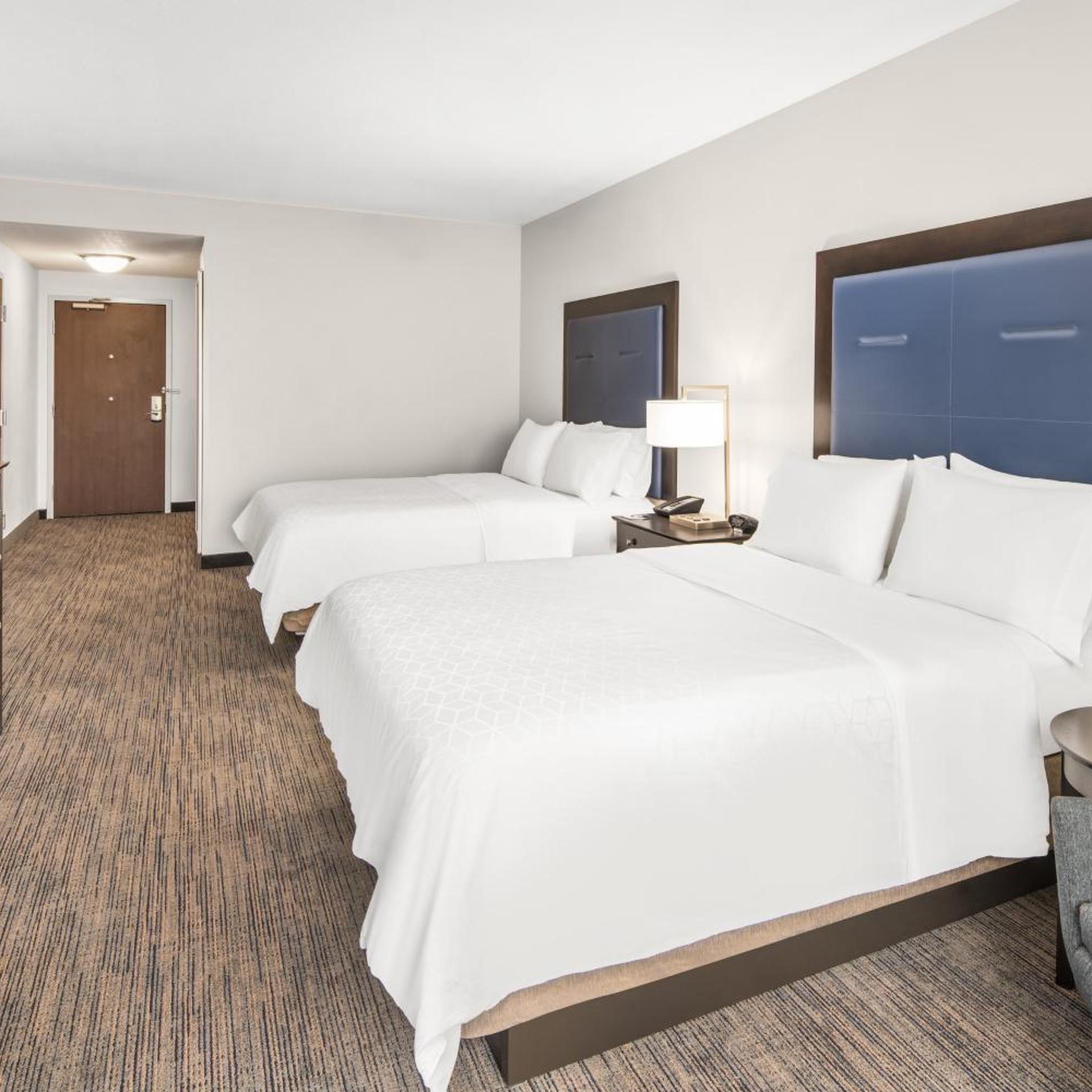 holiday inn express and suites wilmington newark by ihg