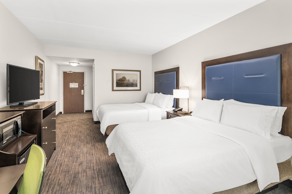 holiday inn express and suites wilmington newark by ihg