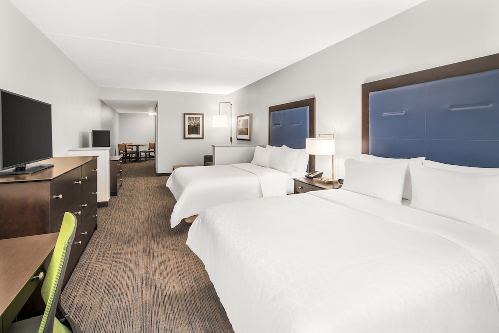 holiday inn express and suites wilmington newark by ihg