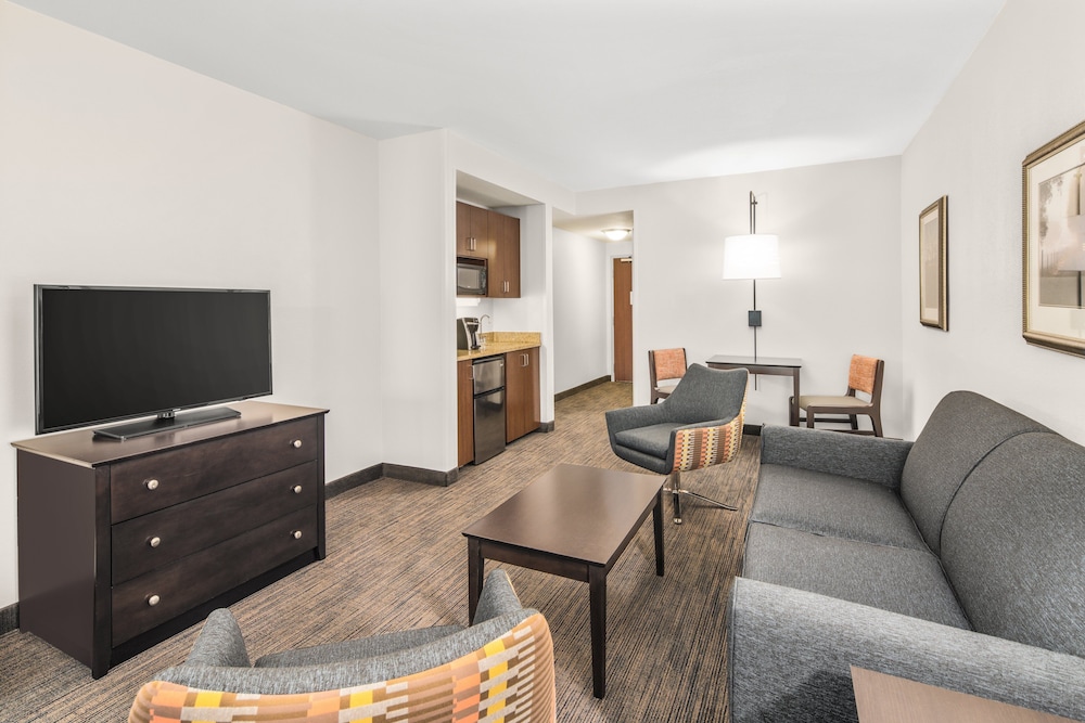 holiday inn express and suites wilmington newark by ihg