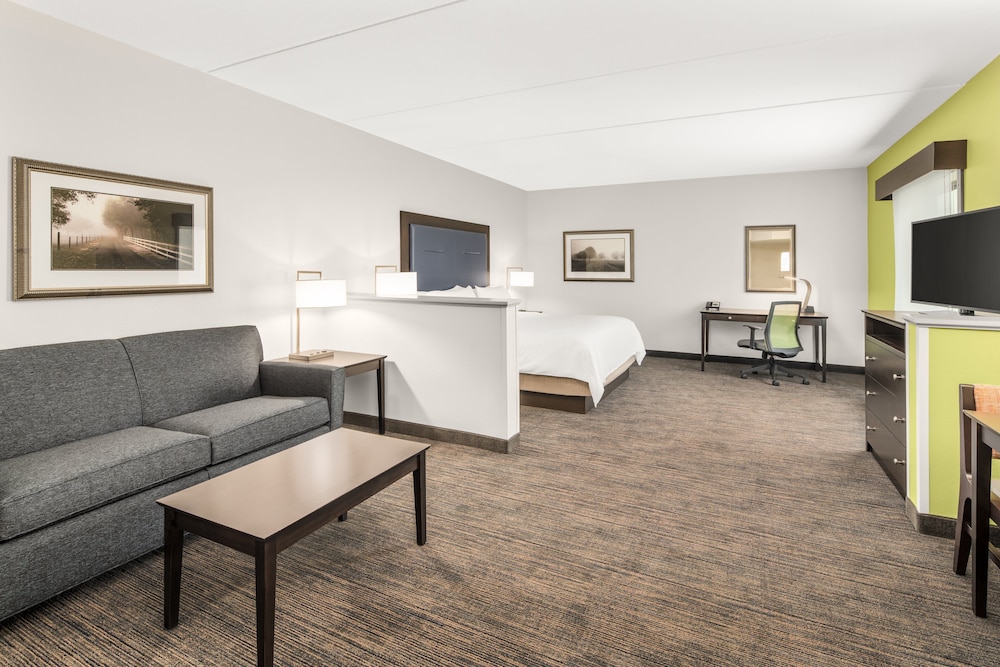 holiday inn express and suites wilmington newark by ihg
