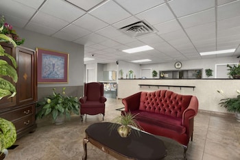 Howard Johnson By Wyndham Winter Haven Fl,Florida>>Lakeland - Winter Haven,2 star