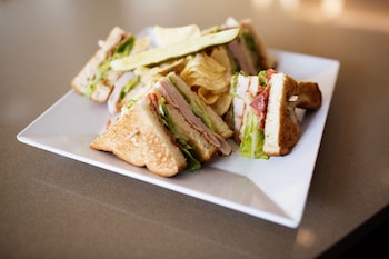 hyatt place lakeland center