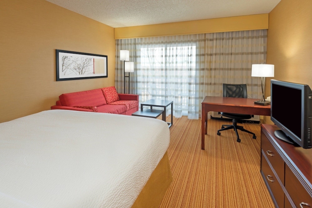 courtyard by marriott boulder broomfield