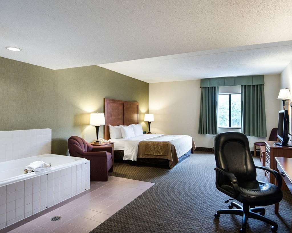comfort inn and suites lavale cumberland