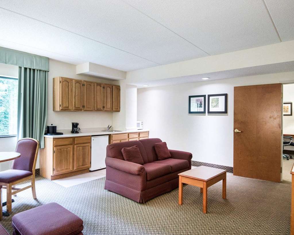 comfort inn and suites lavale cumberland