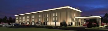 hampton inn by hilton youngstown west i 80