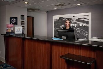 hampton inn by hilton youngstown west i 80
