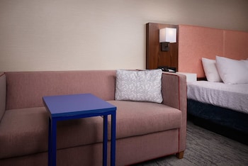 hampton inn by hilton youngstown west i 80