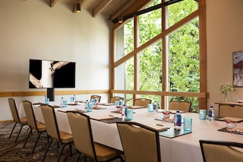 snow king resort hotel and luxury residences