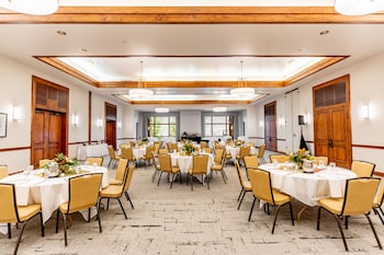 snow king resort hotel and luxury residences