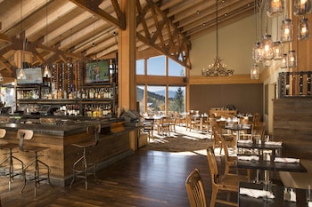 snow king resort hotel and luxury residences