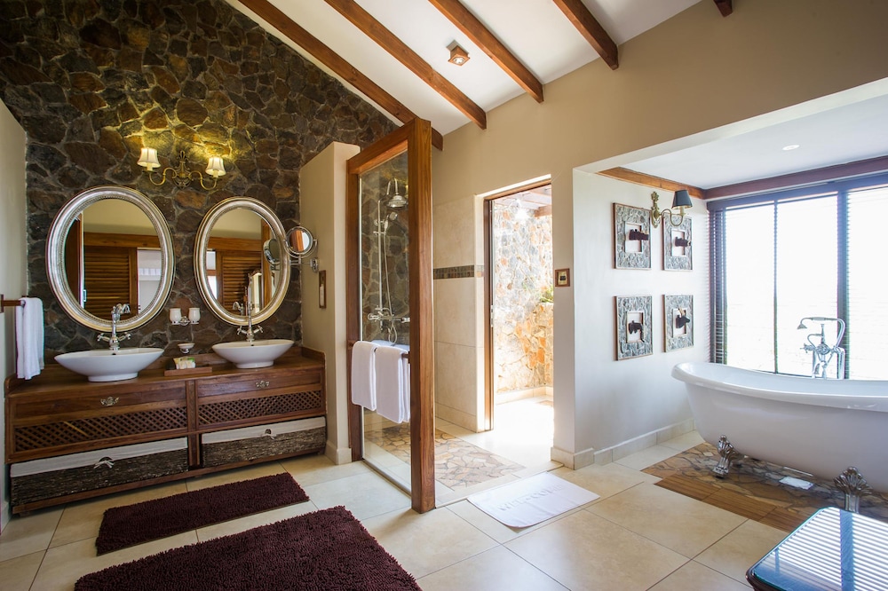ngorongoro oldeani mountain lodge