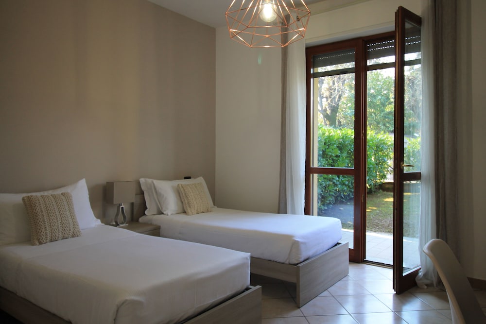 hq aparthotel milano inn smart suites