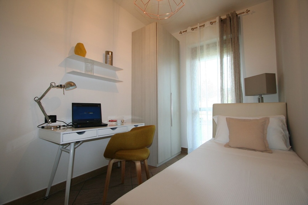 hq aparthotel milano inn smart suites