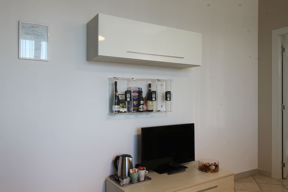hq aparthotel milano inn smart suites