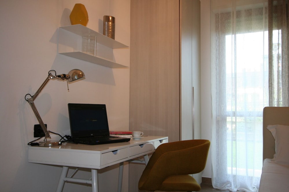 hq aparthotel milano inn smart suites