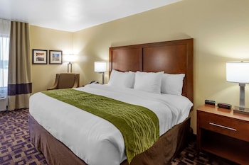 comfort inn and suites north aurora naperville