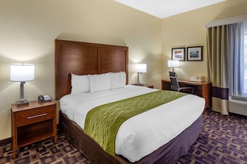 comfort inn and suites north aurora naperville