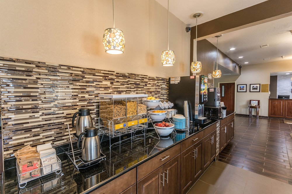 comfort inn and suites north aurora naperville